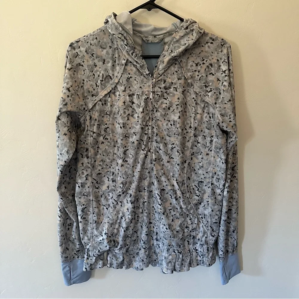 Lululemon Lightened Up Pullover Ambient Grey
